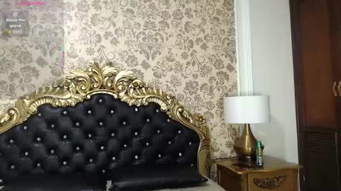 VioletLux online show from 11-09-25, 12:03