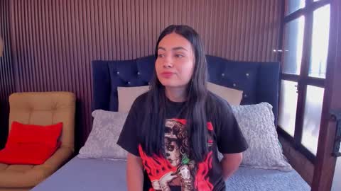 Violet Rousse online show from 11-12-25, 03:23