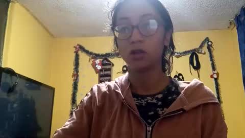 Snapshot of violetsexhot999 chatting on 11-15-25, 11:32 Violet777 online show from 11-15-25, 11:32