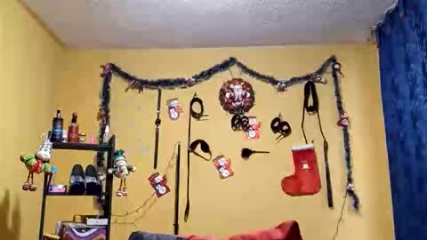 Snapshot of violetsexhot999 chatting on 11-21-25, 12:37 Violet777 online show from 11-21-25, 12:37