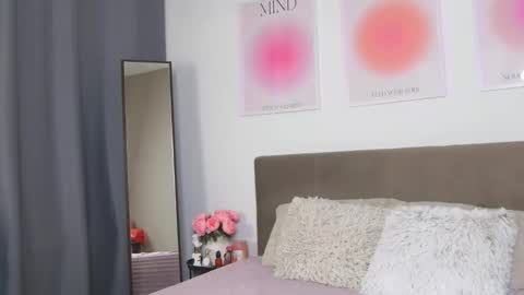 VioletSwone online show from 01-08-26, 06:05