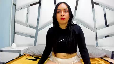 Snapshot of violett_bliss chatting on 07-02-26, 02:55 violett_bliss online show from 07-02-26, 02:55