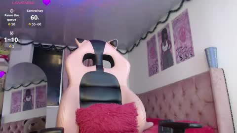 violett_brown9 online show from 04-30-26, 04:19
