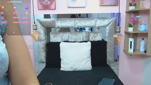 Violeta froz online show from 01-24-25, 05:00