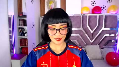 Violet online show from 06-12-26, 11:20