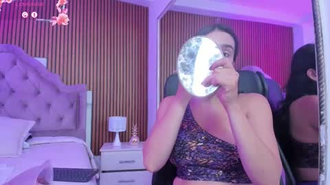 violett_hott_ online show from 03-12-26, 12:22