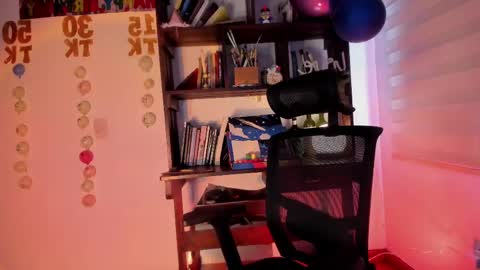 Violeta online show from 05-27-26, 09:56