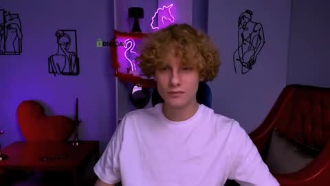 violett_shy online show from 03-11-25, 07:04