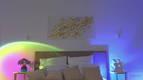 Snapshot of violetta_finch chatting on 05-12-26, 10:01 violetta_finch online show from 05-12-26, 10:01