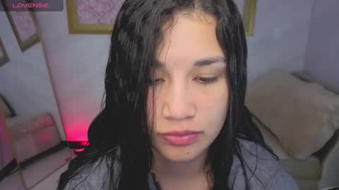 Snapshot of violetta_jhonson_v chatting on 05-26-26, 03:46 Violetta online show from 05-26-26, 03:46