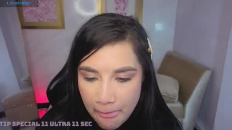 Snapshot of violetta_jhonson_v chatting on 06-05-26, 07:58 Violetta online show from 06-05-26, 07:58