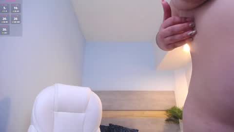 Violetta online show from 02-21-25, 10:50