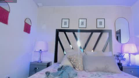 Violettaa online show from 03-31-26, 04:46