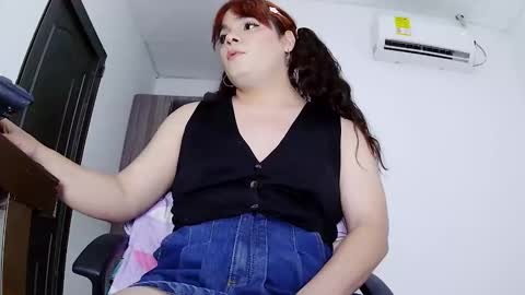 violettacam69 online show from 11-03-25, 10:27