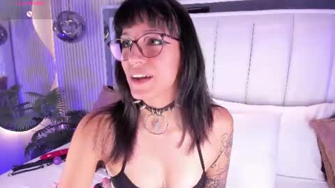 Snapshot of violettacolinss chatting on 07-08-26, 11:48 violettacolinss online show from 07-08-26, 11:48