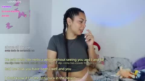 Snapshot of violettamillerr_ chatting on 12-17-25, 10:16 VIOLETTA online show from 12-17-25, 10:16