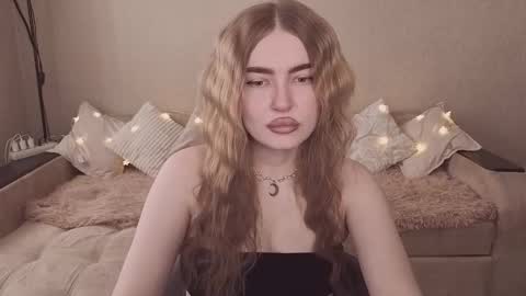 ViolettaOtis online show from 03-27-26, 12:16