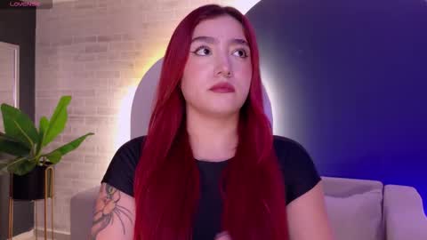 Violett Castel online show from 03-14-26, 07:41