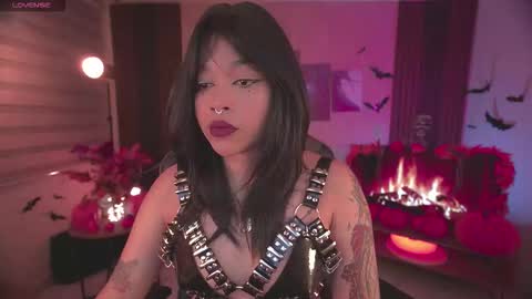 JULIE UWU online show from 10-19-25, 05:57