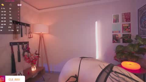 JULIE UWU online show from 06-20-26, 09:39