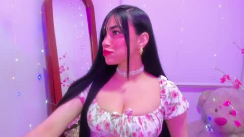 violette_laurent online show from 05-10-26, 01:44