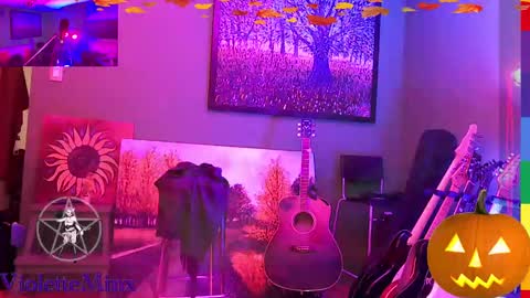 Snapshot of violetteminx chatting on 10-24-25, 01:18 Violette online show from 10-24-25, 01:18