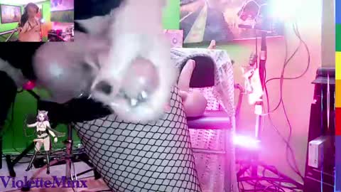 Snapshot of violetteminx chatting on 07-02-26, 03:40 Violette online show from 07-02-26, 03:40