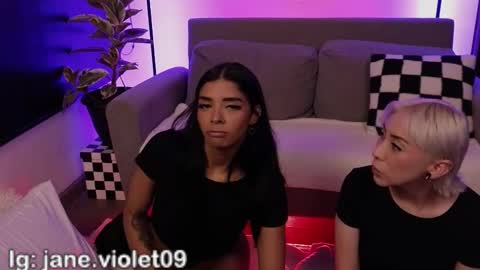 Violet online show from 12-02-25, 12:27