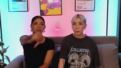 Violet online show from 04-02-26, 12:52