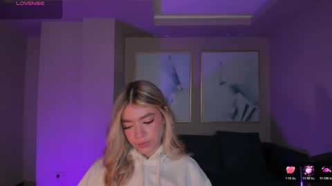Violett  online show from 05-19-26, 09:04