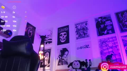 Snapshot of violettlane chatting on 01-27-25, 02:10 Violeta online show from 01-27-25, 02:10