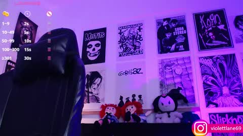 Snapshot of violettlane chatting on 01-30-25, 12:18 Violeta online show from 01-30-25, 12:18
