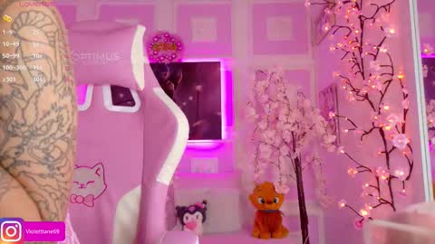 Violeta online show from 12-19-25, 01:51