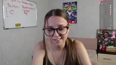 Violet online show from 10-17-25, 05:59