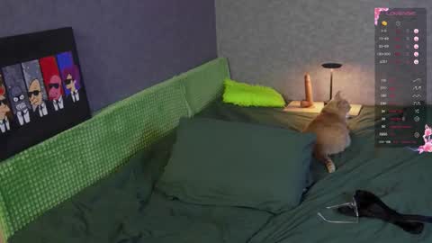 Violet online show from 03-20-26, 02:22