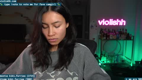 Snapshot of violishh chatting on 01-13-25, 04:18 follow me on twitter violishh and ig violishh online show from 01-13-25, 04:18