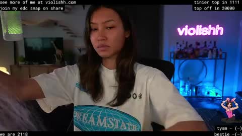 follow me on twitter violishh and ig violishh  online show from 05-04-26, 11:56
