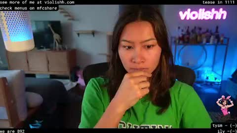 follow me on twitter violishh and ig violishh  online show from 06-15-26, 05:59