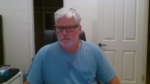 Snapshot of viper654321 chatting on 11-06-25, 08:04 viper654321 online show from 11-06-25, 08:04