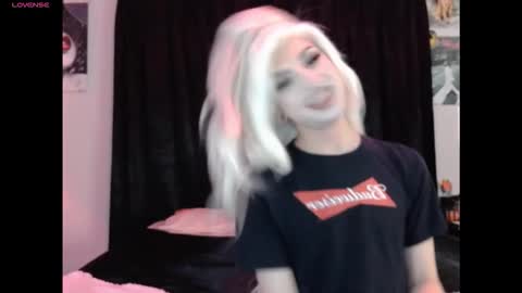 Snapshot of viperthedoll chatting on 03-02-26, 02:14 Viper online show from 03-02-26, 02:14