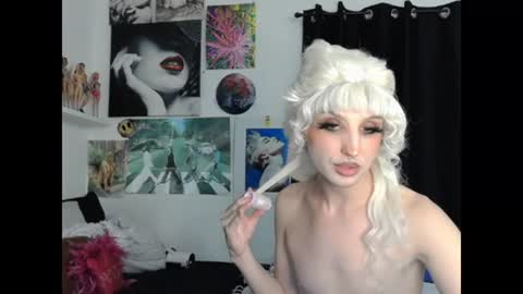 Snapshot of viperthedoll chatting on 06-24-26, 02:54 Viper online show from 06-24-26, 02:54