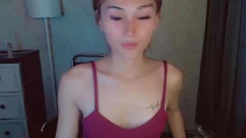 Pearl online show from 02-11-26, 01:43