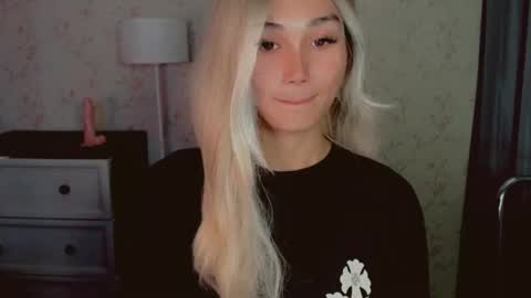 Pearl online show from 03-05-26, 02:07