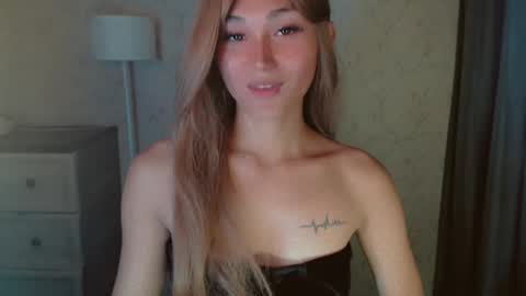 Pearl online show from 06-07-26, 02:59