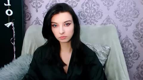 VirginLuna online show from 11-23-25, 08:30