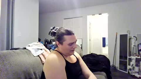 Snapshot of virgorian_enigma chatting on 10-03-25, 02:30 priscilla online show from 10-03-25, 02:30