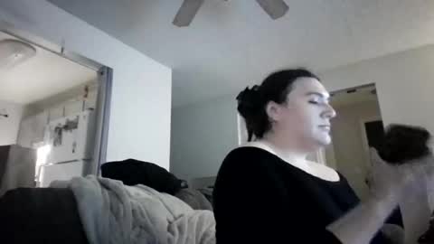 Snapshot of virgorian_enigma chatting on 12-14-25, 06:30 priscilla online show from 12-14-25, 06:30