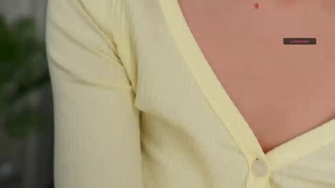 Snapshot of virtual_muse_bc chatting on 09-15-25, 09:20 virtual_muse_bc online show from 09-15-25, 09:20