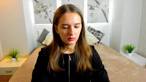 Snapshot of vitajoy_ chatting on 12-19-24, 05:40 Vita online show from 12-19-24, 05:40