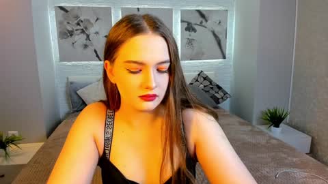 Snapshot of vitajoy_ chatting on 01-07-25, 10:54 Vita online show from 01-07-25, 10:54